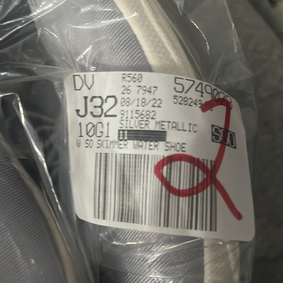 Women's Slip On Skimmer Water Shoes - Picture 6 of 6